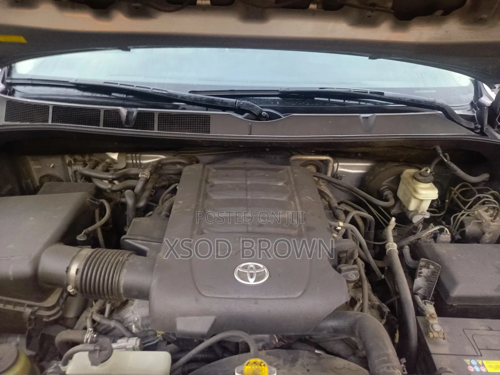 Toyota Sequoia 2011 Silver