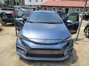 Toyota Corolla XSE 2020 Blue