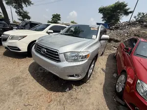 Toyota Highlander Limited 2010 Silver