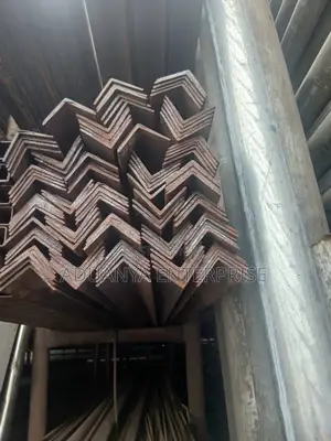 Steel Angle (Angle Iron) 5mm * 2*2*18ft in Port Harcourt