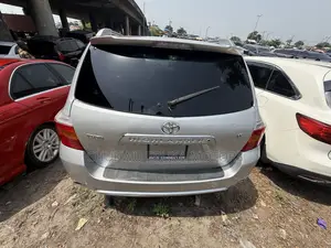 Toyota Highlander Limited 2010 Silver