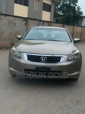 Honda Accord 2.0i 2009 Gold