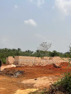 One Plot of Land in a Choice Area in Benin