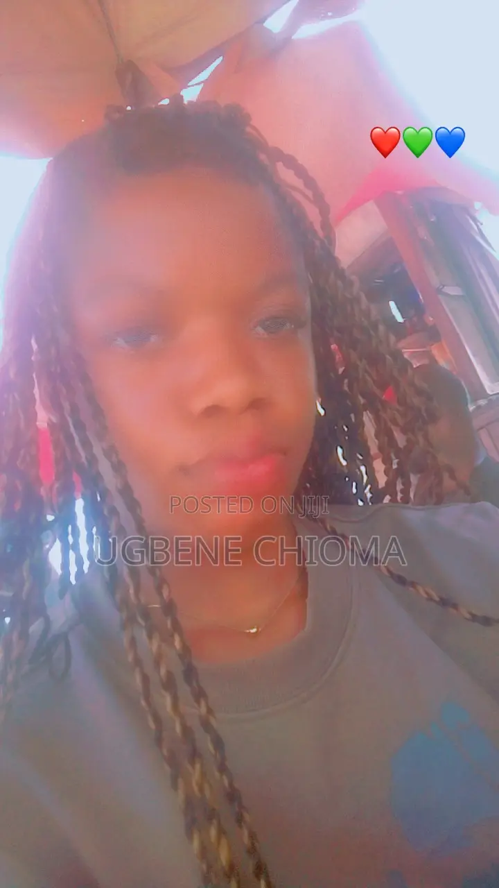 Experienced Women’S Tailor
