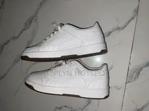 Puma Sneaker
