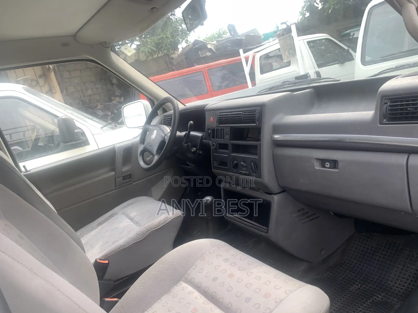 Volkswagen Transporter 2005 White
