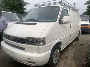 Volkswagen Transporter 2005 White
