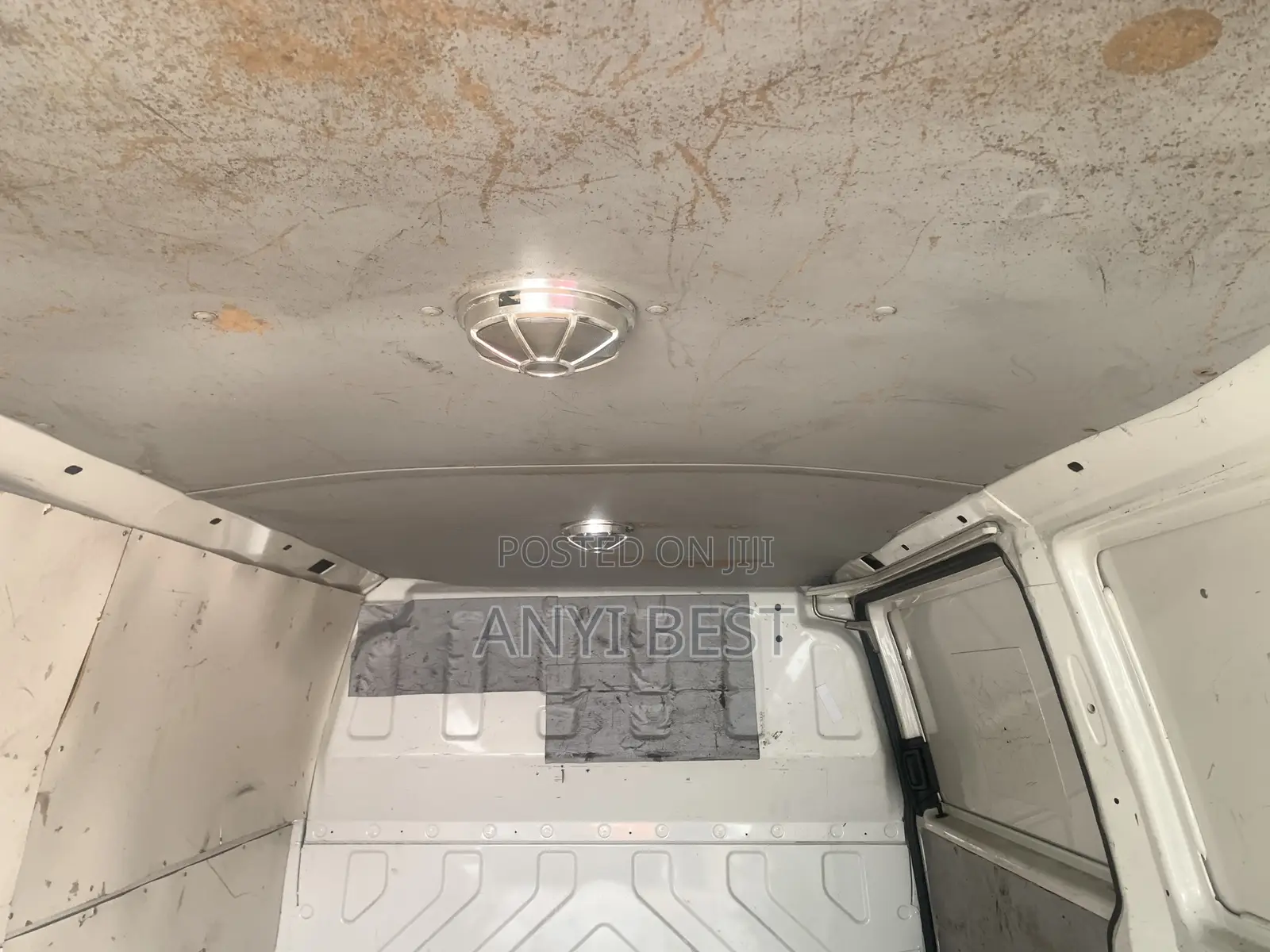 Volkswagen Transporter 2005 White