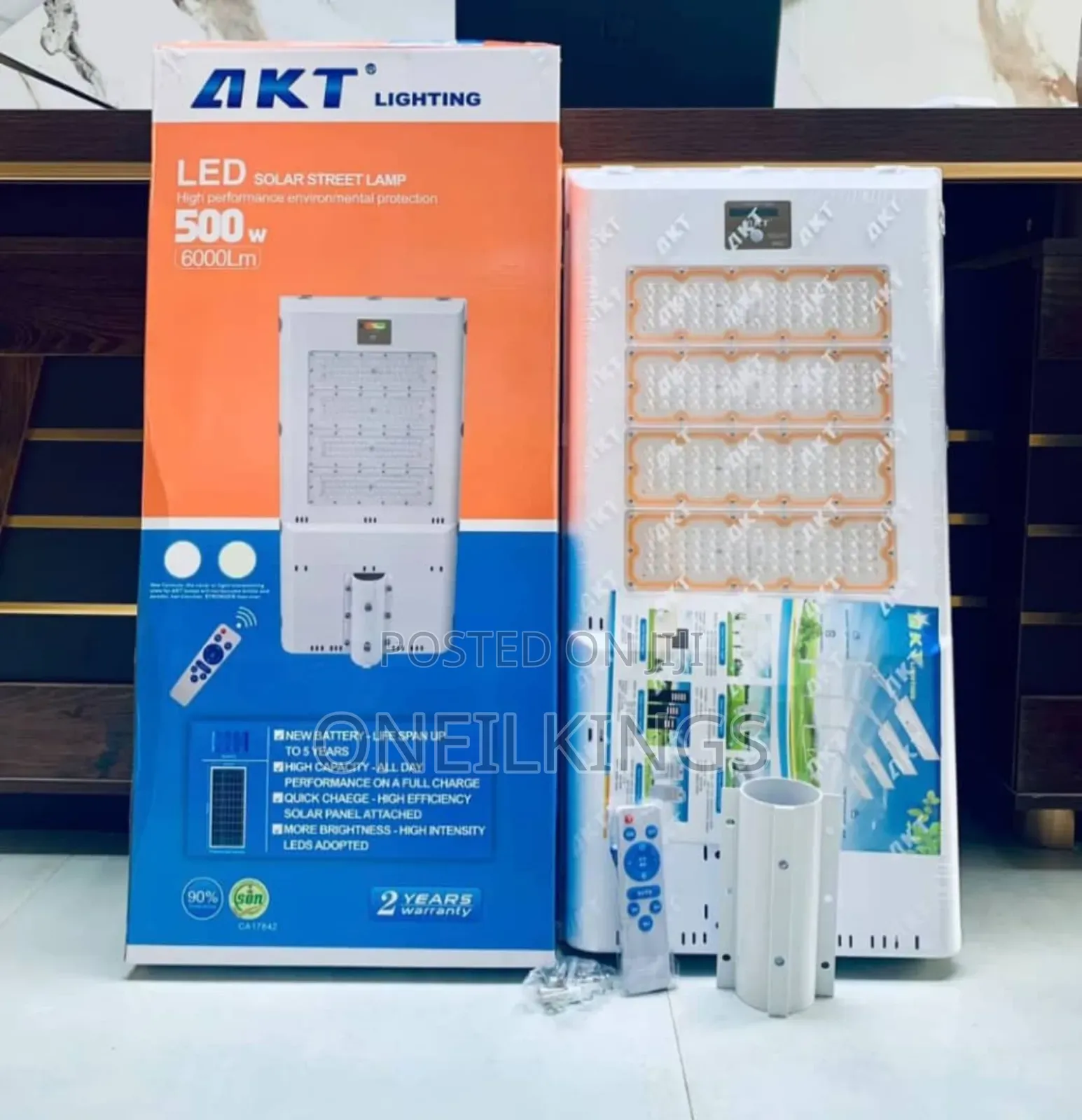 Akt Solar Light