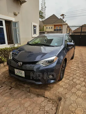 Toyota Corolla 2015 Gray
