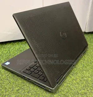 Laptop Dell Precision 7540 16GB Intel Core i9 SSD 256GB