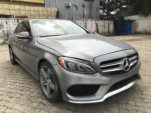 Mercedes-Benz C400 2016 Gray