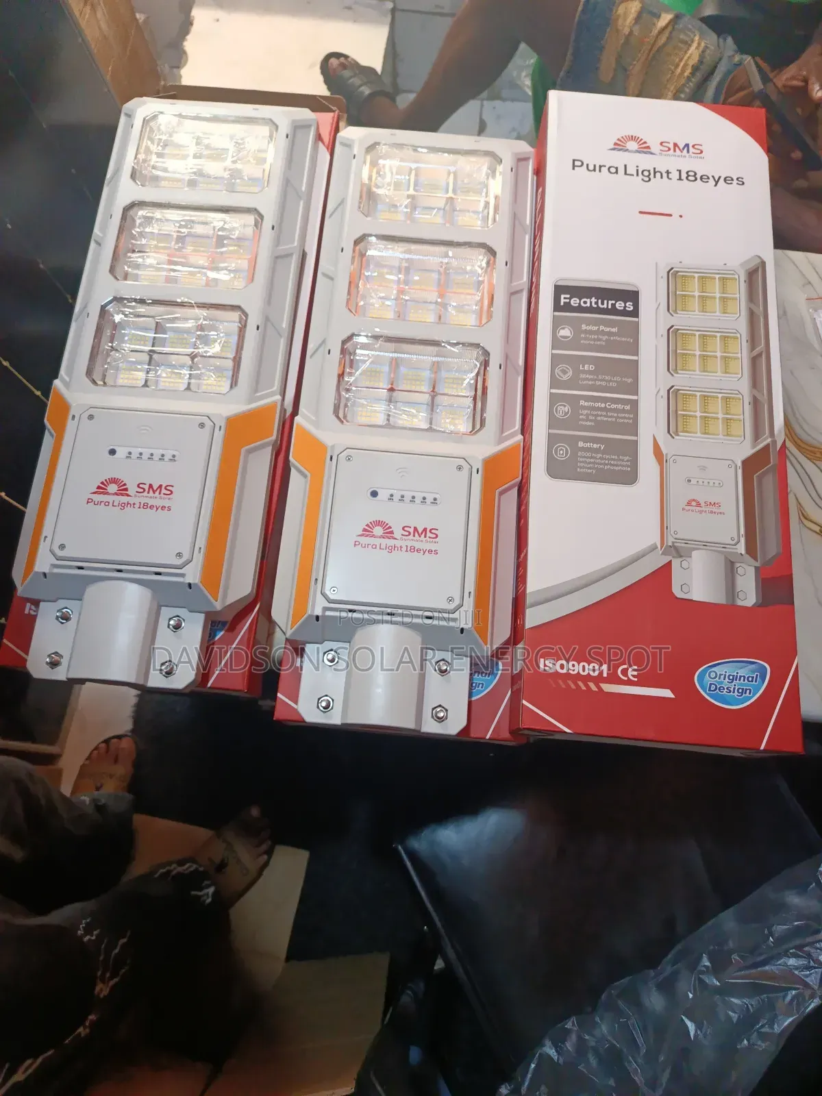 18eyes SMS Solar Street Light
