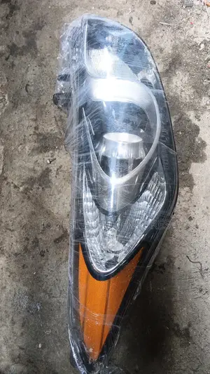 Hyundai Elantra Gt 2013 Headlamp