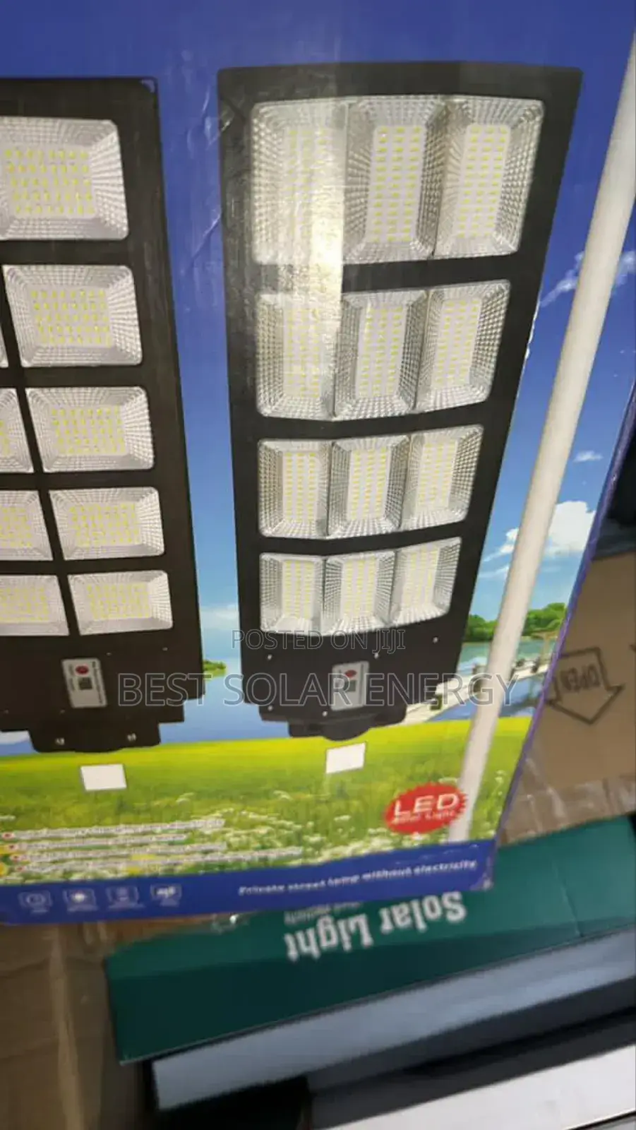 12eyes Solar Street Lights