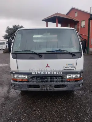 Mitsubishi Canter Pickup