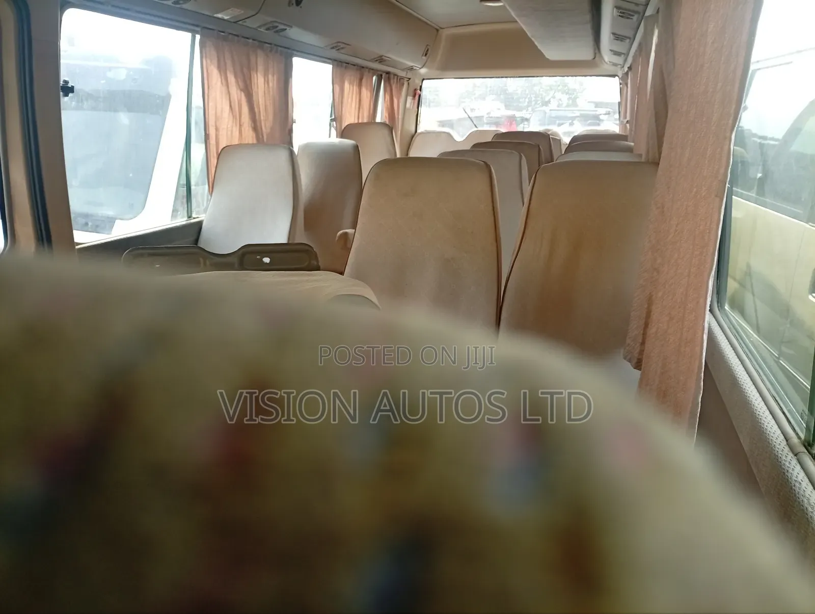 Toyota Coaster 2010 Gold