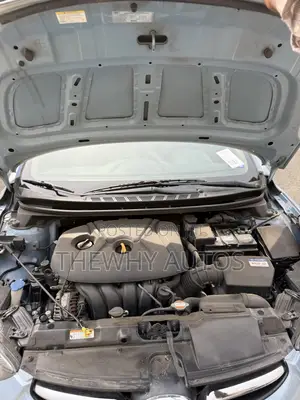 Hyundai Elantra Limited 2012 Blue