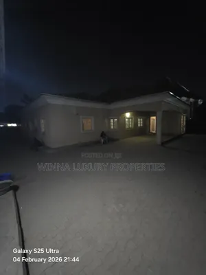 5bdrm Bungalow in Federal Housing for sale