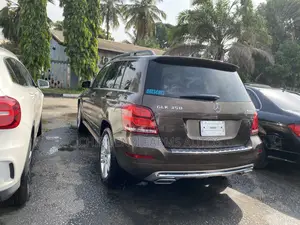 Mercedes-Benz GLK-Class Base GLK 350 4dr AWD 4MATIC (3.5L 6cyl 7A) 2015