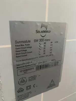 300watts Solarworld Solar Panel