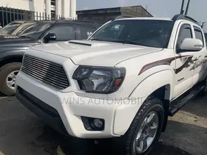 Toyota Tacoma TRD PRO V6 4dr Double Cab 4WD 5.0 ft. SB (4.0L 6cyl 6M)