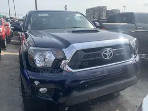 Toyota Tacoma V6 4dr Double Cab 4WD 5.0 ft. SB (4.0L 6cyl 6M) 2015 Blue