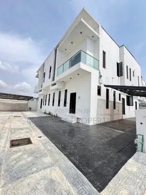 4bdrm Duplex in Chevron for sale