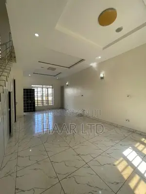 4bdrm Duplex in Lekki Phase 2 for rent