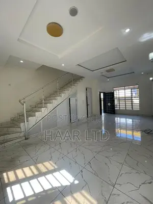 4bdrm Duplex in Lekki Phase 2 for rent