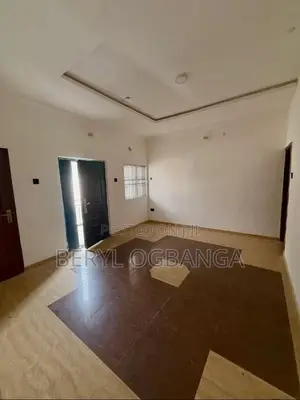 2bdrm Apartment in Lekki Phase 1 for rent