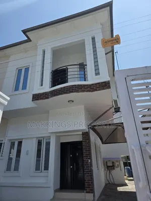 3bdrm Duplex in Chevron for sale