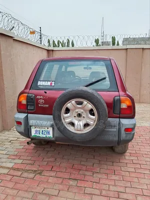 Toyota RAV4 Base AWD 2001 Pink