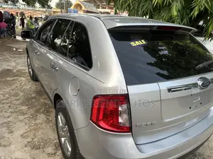 Ford Edge Limited 4dr 4x4 (3.5L 6cyl 6A) 2011 Silver