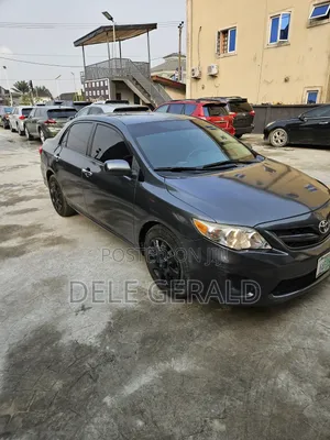 Toyota Corolla LE 4dr Sedan (1.8L 4cyl 4A) 2012 Gray