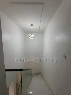 4bdrm Duplex in Carlton Gate Estate,, Akobo for sale