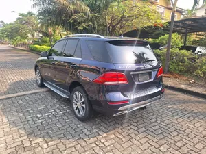 Mercedes-Benz GLE-Class GLE 350 2016 Blue