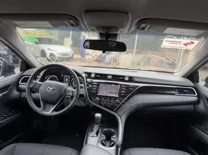 Toyota Camry LE FWD (2.5L 4cyl 8AM) 2018 Black