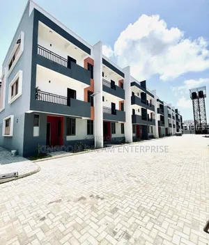 4bdrm Duplex in Ikate Lekki Lagos for rent