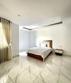 4bdrm Duplex in Ikate Lekki Lagos for rent