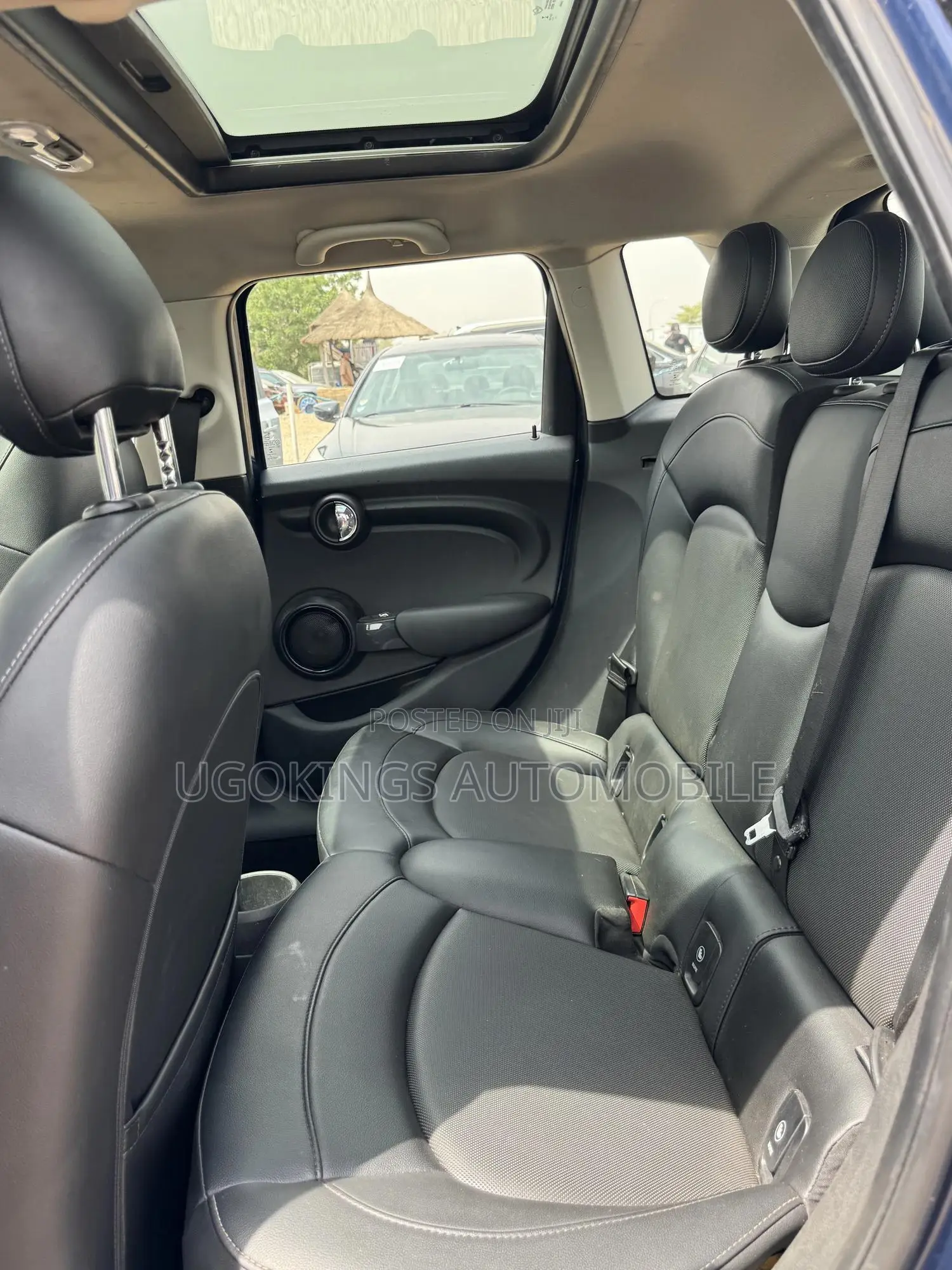 Mini Cooper 2016 Blue