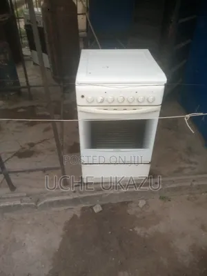 2 Gas + 2 Hot Plate Standing Cooker