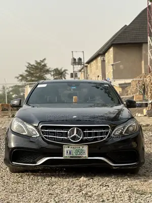 Mercedes-Benz E350 Base 4dr Sedan RWD (3.5L 6cyl 7A) 2011 Black