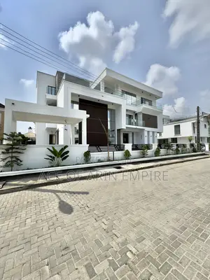 6bdrm Duplex in Osapa London for sale