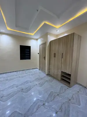3bdrm Duplex in Kolapo Ishola, Akobo for rent