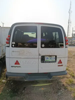 GMC 4500 2003 White