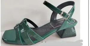 Ladies Low Sandals