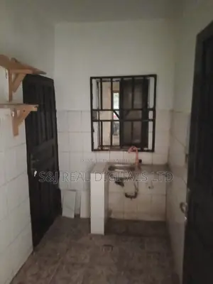 1bdrm Block of Flats in Kubwa for rent