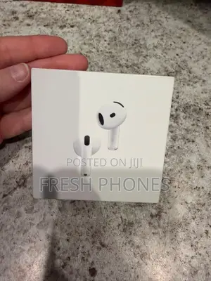 Apple Airpods 4 - Very Clean Condition