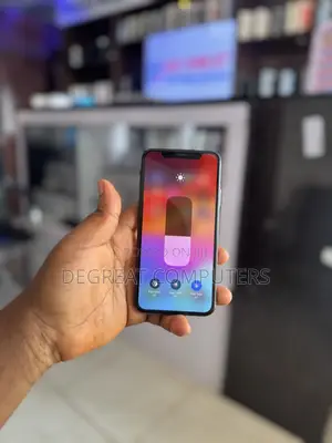 Apple iPhone XS 64 GB Black
